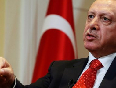 Δημοψήφισμα Τουρκία: Απειλές Ερντογάν σε Κούρδους χωρικούς ότι θα τους πάρει τα χωράφια εάν ψηφίσουν «όχι»